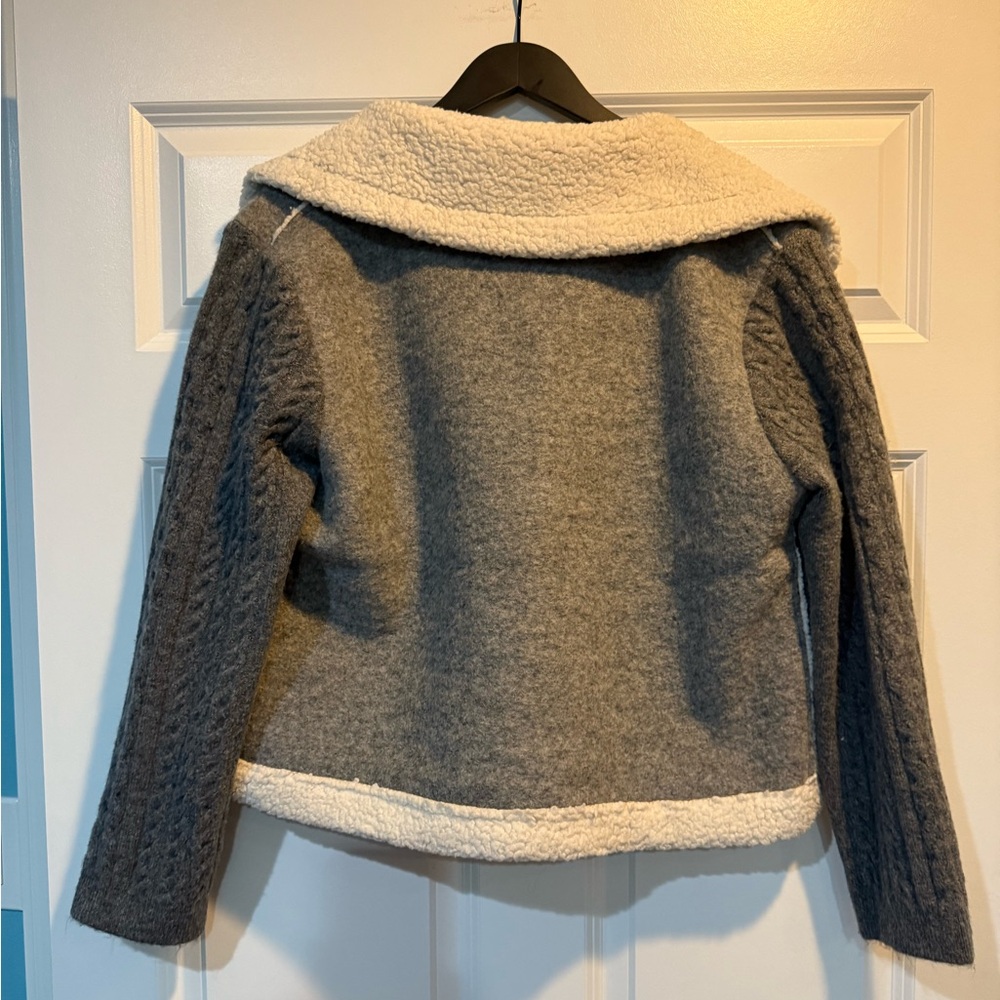 Zara Women's Gray and Cream Teddy Jacket Size Large - Picture 2 of 5